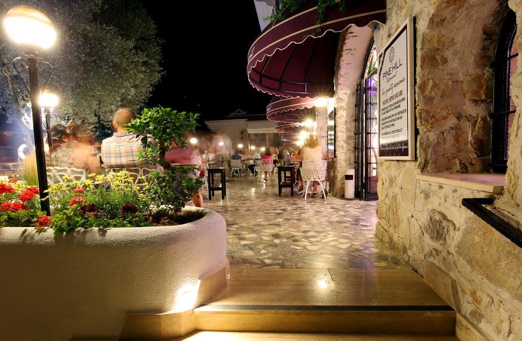 Pinehill Hotel & Suites Oludeniz Exterior photo
