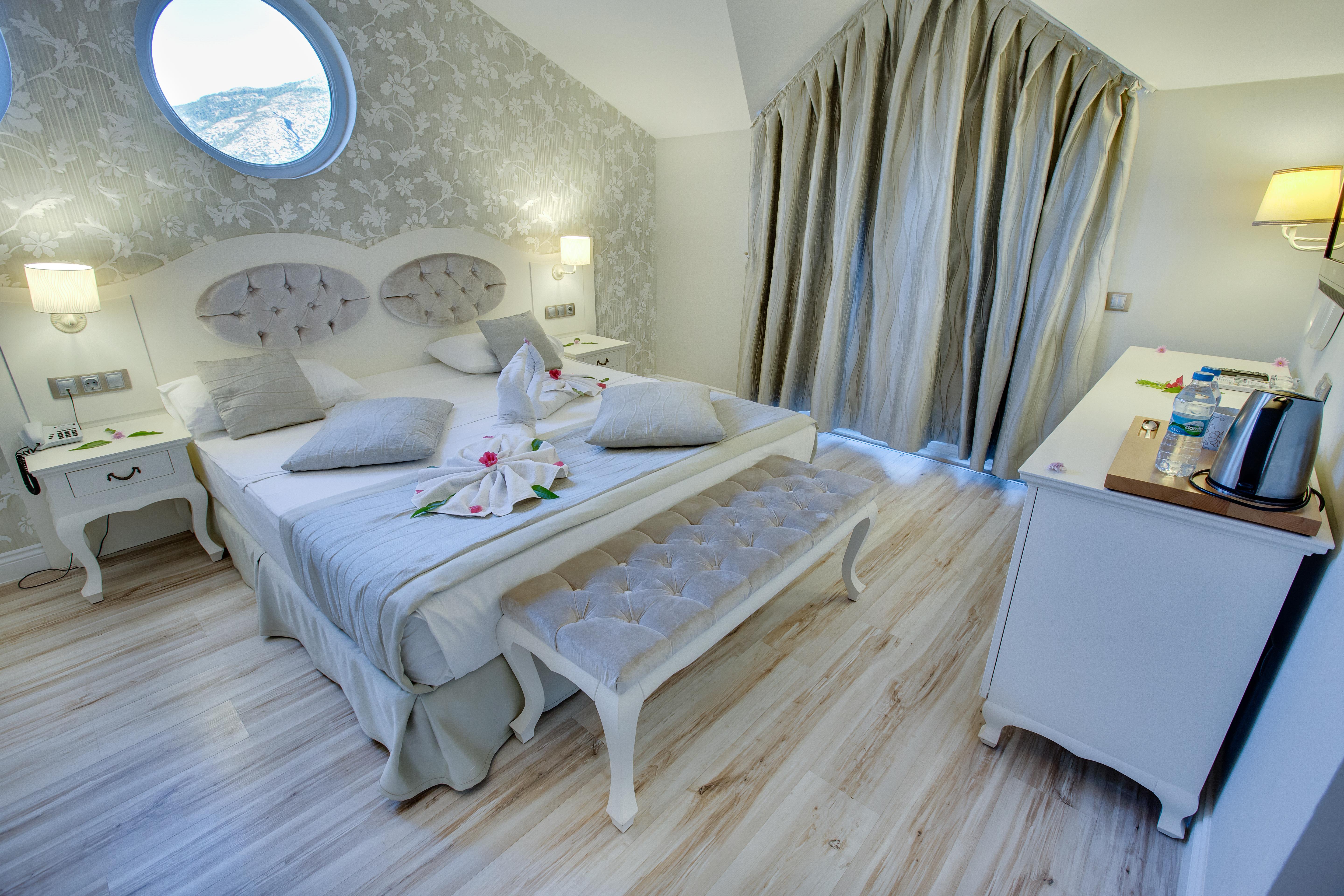 Pinehill Hotel & Suites Oludeniz Exterior photo