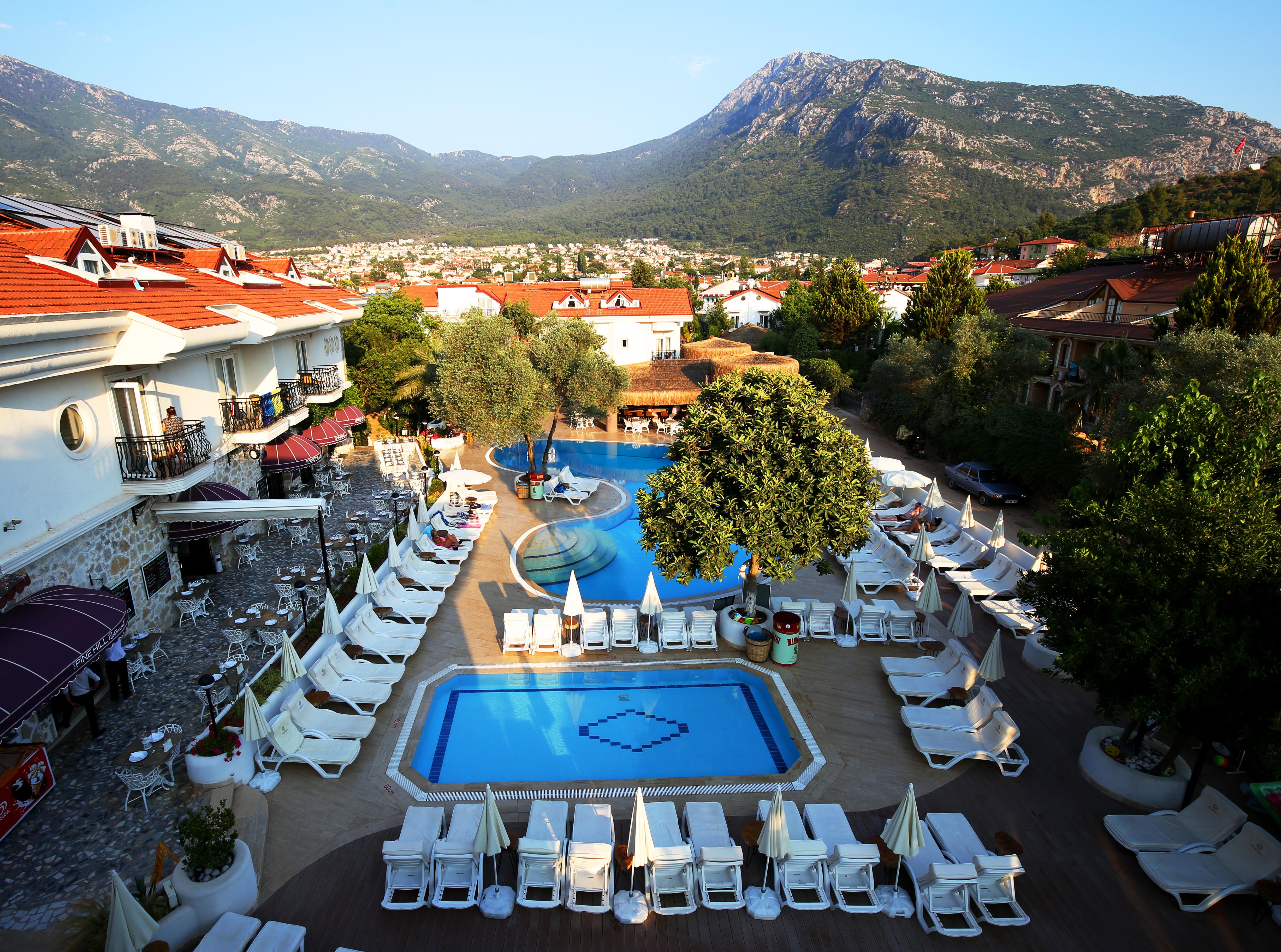 Pinehill Hotel & Suites Oludeniz Exterior photo