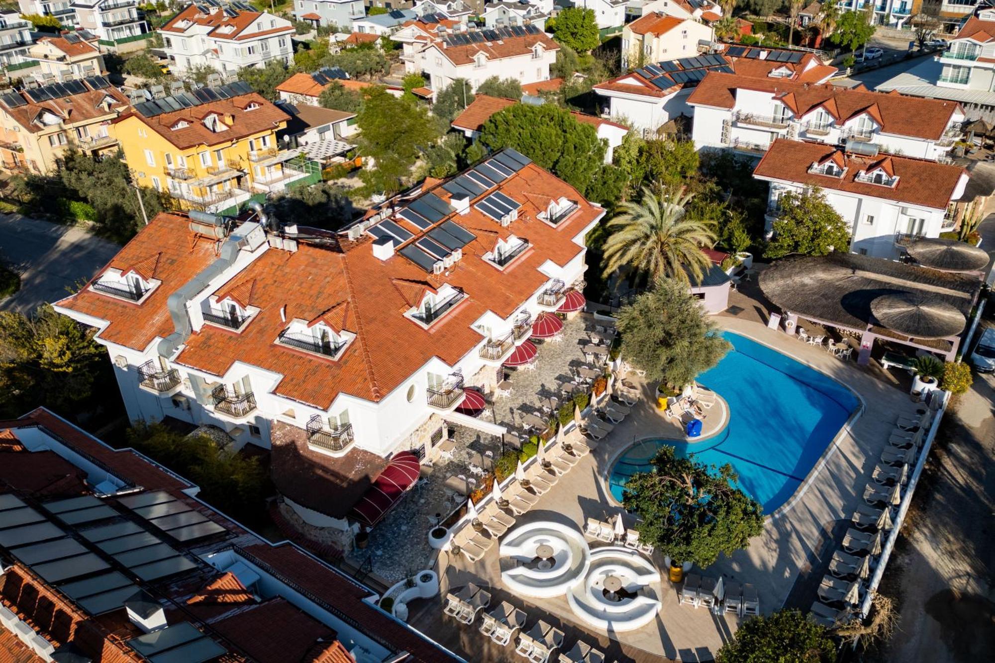 Pinehill Hotel & Suites Oludeniz Exterior photo