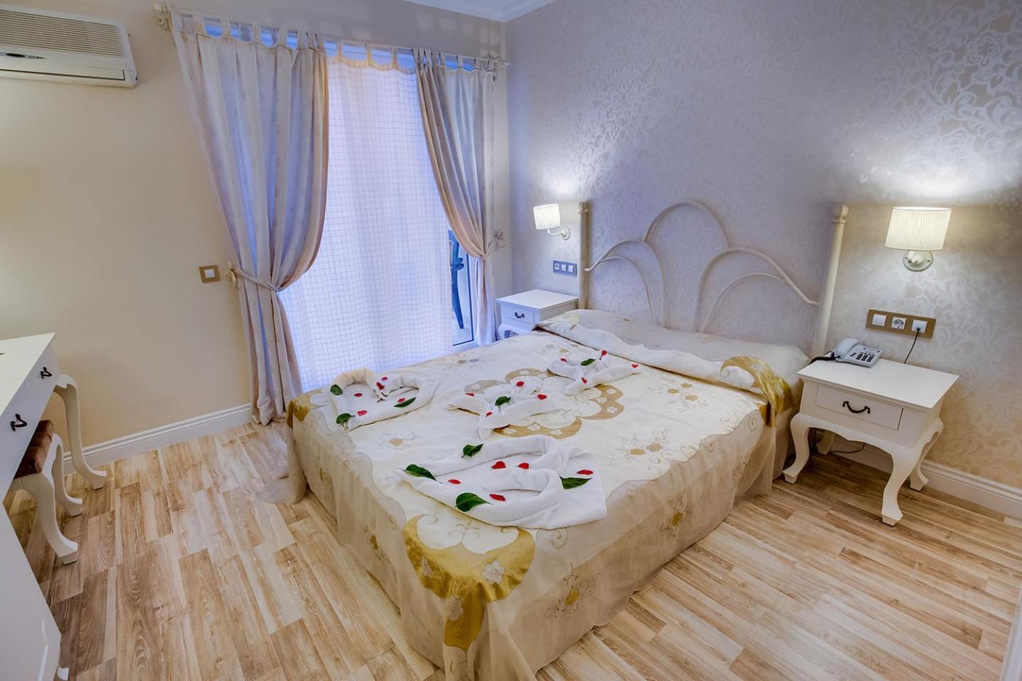 Pinehill Hotel & Suites Oludeniz Exterior photo